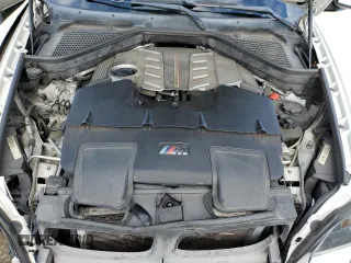 2010 BMW X5 M z VIN 5YMGY0C55ALK25116, wystawiony jako Copart lot #45366595 z przebiegiem 183 798 mil mil oraz Szkoda całkowita • Salvage title. Historia ofert i sprzedaży dostępna na DreamBid. Obrazek 13.