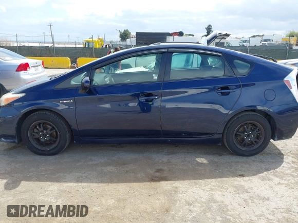 2015 Toyota Prius Four with VIN JTDKN3DU4F0443298, listed as a IAAI auction lot 41896720 with 288,809 mi miles and . Bid and sale history available at carsss.com. Image 14.
