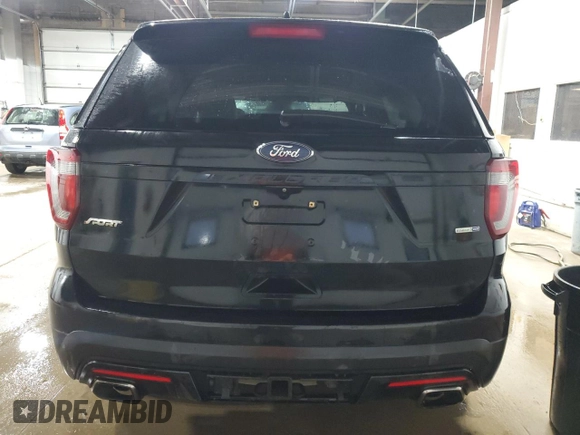 2017 Ford Explorer Sport z VIN 1FM5K8GT3HGC75830, wystawiony jako Copart lot #54857675 z przebiegiem 129 096 mil mil oraz Szkoda całkowita • Salvage title. Historia ofert i sprzedaży dostępna na DreamBid. Obrazek 6.
