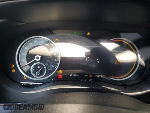 2023 Genesis G70 3.3T with VIN KMTG54TE4PU124582, listed as a Copart auction lot 82248474 with 16,644 mi miles and Salvage Title. Bid and sale history available at DreamBid. Image 9.