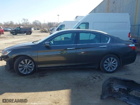 2015 Honda Accord Sedan EX-L with VIN 1HGCR2F85FA005503, listed as a IAAI auction lot 41792284 with 144,404 mi miles. Bid and sale history available at carsss.com. Image 15.