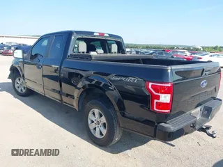 2018 Ford F-150 XL z VIN 1FTEX1CB1JKD88575, wystawiony jako IAAI lot #42395186 z przebiegiem 80 056 mil mil oraz . Historia ofert i sprzedaży dostępna na DreamBid. Obrazek 3.