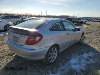 2002 Mercedes-Benz C 230/260/280/320 with VIN WDBRN47JX2A365019, listed as a Copart auction lot 88321555 with 194,316 mi miles and Salvage Title. Bid and sale history available at DreamBid. Image 3.