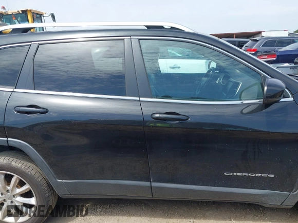 2014 Jeep Cherokee Limited with VIN 1C4PJLDB4EW256137, listed as a IAAI auction lot 42236043 with 145,517 mi miles and . Bid and sale history available at DreamBid. Image 14.