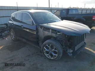 2020 BMW X3 sDrive30i with VIN 5UXTY3C07LLU70420, listed as a IAAI auction lot 41492650 with 75,319 mi miles. Bid and sale history available at carsss.com. Image 1.