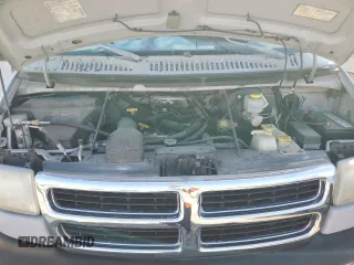 2002 Dodge Passenger with VIN 2B5WB35Z62K113765, listed as a Copart auction lot 71943144 with 81,060 mi miles and Salvage Title. Bid and sale history available at carsss.com. Image 12.