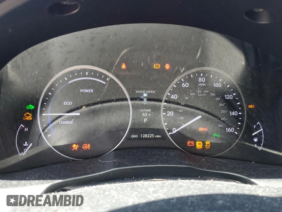 2013 Lexus ES 300h z VIN JTHBW1GG3D2020428, wystawiony jako Copart lot #55995225 z przebiegiem 128 225 mil mil oraz Szkoda całkowita • Salvage title. Historia ofert i sprzedaży dostępna na DreamBid. Obrazek 9.