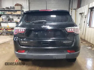 2019 Jeep Compass Sport with VIN 3C4NJDAB0KT802788, listed as a Copart auction lot 39840144 with 121,229 mi miles and Salvage title. Bid and sale history available at DreamBid. Image 6.