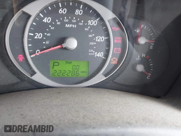 2005 Hyundai Tucson GLS with VIN KM8JN12D55U142254, listed as a IAAI auction lot 42150708 with 222,286 mi miles. Bid and sale history available at carsss.com. Image 7.