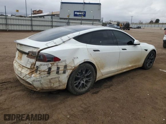 2022 Tesla Model S Plaid with VIN 5YJSA1E69NF461067, listed as a Copart auction lot 50060685 with 46,785 mi miles and Salvage Title. Bid and sale history available at DreamBid. Image 3.