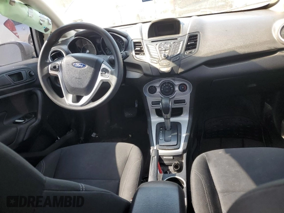 2019 Ford Fiesta SE z VIN 3FADP4BJXKM123806, wystawiony jako Copart lot #53184825 z przebiegiem 141 759 mil mil oraz Szkoda całkowita • Salvage title. Historia ofert i sprzedaży dostępna na DreamBid. Obrazek 8.