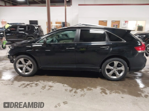 2010 Toyota Venza with VIN 4T3ZK3BB2AU025903, listed as a IAAI auction lot 41850784 with 176,930 mi miles. Bid and sale history available at carsss.com. Image 14.