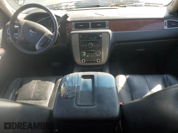 2009 GMC Yukon SLT 4SB with VIN 1GKFK33089R245627, listed as a Copart auction lot 72288004 with 182,942 mi miles and Salvage Title. Bid and sale history available at DreamBid. Image 8.
