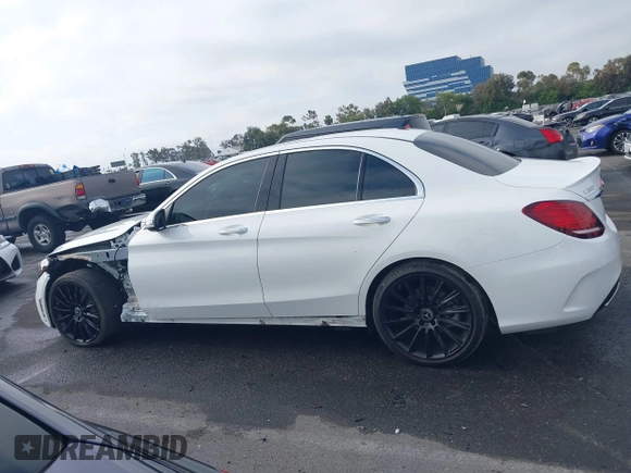 2019 Mercedes-Benz C 300 with VIN WDDWF8DB3KR458090, listed as a IAAI auction lot 42358177 with 33,201 mi miles and . Bid and sale history available at DreamBid. Image 15.