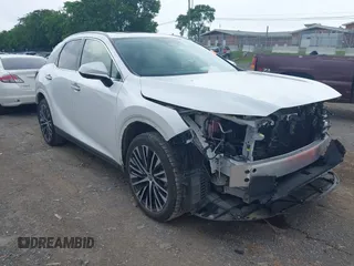 2024 Lexus RX 350 z VIN 2T2BAMBA4RC028661, wystawiony jako IAAI lot #42252708 z przebiegiem 19 141 mil mil oraz . Historia ofert i sprzedaży dostępna na DreamBid. Obrazek 1.
