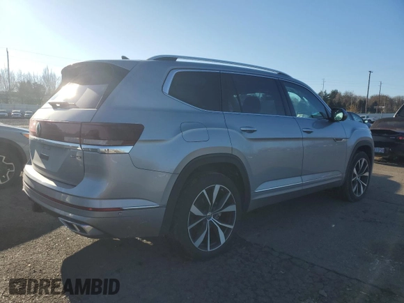 2024 Volkswagen Atlas SEL Premium R-Line с VIN 1V2FR2CA4RC507753, выставлен на аукционе Copart как лот 83025414 с пробегом 17 225 миль миль и Списание • Salvage title. История ставок и продаж доступна на DreamBid. Изображение 3.