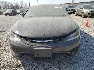 2015 Chrysler 200 S with VIN 1C3CCCDG5FN731987, listed as a Copart auction lot 47821015 with 40,540 mi miles and Non Repairable. Bid and sale history available at carsss.com. Image 5.