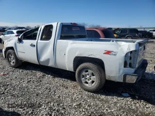 2007 Chevrolet Silverado 1500 1LT with VIN 2GCEK19J371608191, listed as a Copart auction lot 45173345 with 163,017 mi miles and Salvage Title. Bid and sale history available at DreamBid. Image 2.