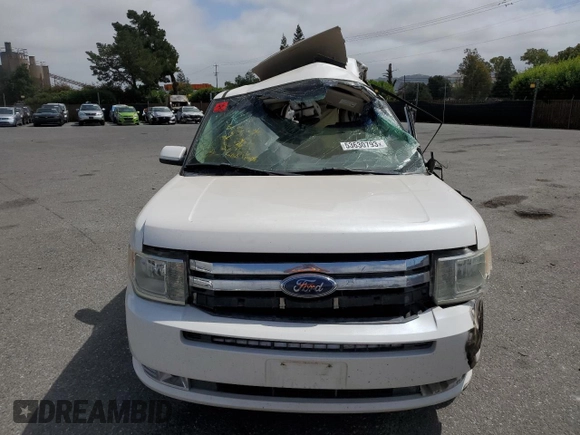 2009 Ford Flex SEL z VIN 2FMDK52C29BA15526, wystawiony jako Copart lot #53630793 z przebiegiem Nie podano mil oraz Szkoda całkowita • Salvage title. Historia ofert i sprzedaży dostępna na DreamBid. Obrazek 5.