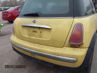2002 MINI Hardtop with VIN WMWRC33452TC34781, listed as a IAAI auction lot 42100266 with 186,263 mi miles and . Bid and sale history available at DreamBid. Image 13.