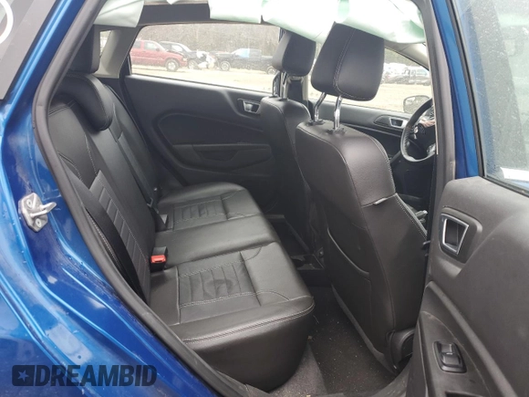 2018 Ford Fiesta Titanium z VIN 3FADP4FJ5JM111183, wystawiony jako Copart lot #41426244 z przebiegiem 77 525 mil mil oraz . Historia ofert i sprzedaży dostępna na DreamBid. Obrazek 10.