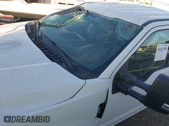 2017 Ford F-350 with VIN 1FT7X3A64HED21245, listed as a IAAI auction lot 41624705 with 123,691 mi miles and . Bid and sale history available at DreamBid. Image 6.