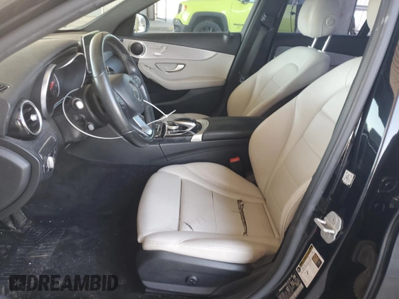 2015 Mercedes-Benz C-Class C 300 Luxury with VIN 55SWF4KB5FU009252, listed as a Copart auction lot 54161875 with 183,969 mi miles and Clean Title. Bid and sale history available at carsss.com. Image 7.