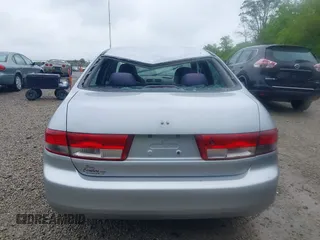 2003 Honda Accord LX z VIN 1HGCM56363A140358, wystawiony jako IAAI lot #42365056 z przebiegiem 202 238 mil mil oraz . Historia ofert i sprzedaży dostępna na DreamBid. Obrazek 16.