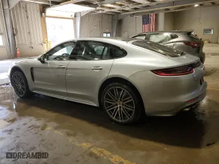 2019 Porsche Panamera S with VIN WP0AB2A74KL128149, listed as a Copart auction lot 76755034 with 38,874 mi miles and Salvage Title. Bid and sale history available at carsss.com. Image 2.