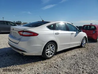 2013 Ford Fusion SE with VIN 3FA6P0HR3DR318036, listed as a Copart auction lot 84526404 with 203,990 mi miles and Salvage Title. Bid and sale history available at carsss.com. Image 3.