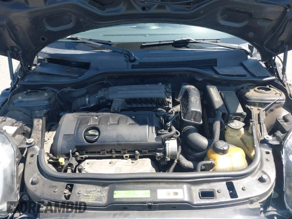 2008 MINI Hardtop with VIN WMWMF33538TT64168, listed as a IAAI auction lot 41976279 with 115,039 mi miles and . Bid and sale history available at DreamBid. Image 10.