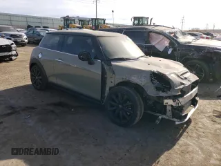 2020 MINI Hardtop Cooper S with VIN WMWXR5C0XL2M76663, listed as a Copart auction lot 85116374 with 16,919 mi miles and Salvage Title. Bid and sale history available at DreamBid. Image 4.