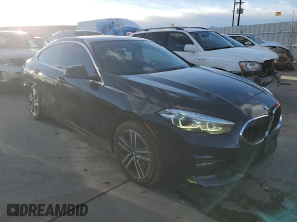 2020 BMW 2 Series 228i xDrive with VIN WBA73AK01L7F89628, listed as a Copart auction lot 38439214 with 20,273 mi miles. Bid and sale history available at carsss.com. Image 4.