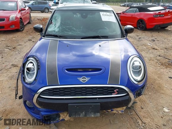 2021 MINI Hardtop 4 Door Cooper S with VIN WMWXU9C00M2N60370, listed as a IAAI auction lot 42426257 with 11,288 mi miles and . Bid and sale history available at DreamBid. Image 6.