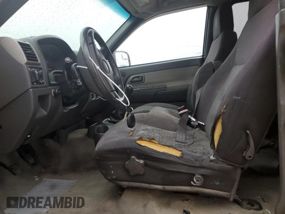 2004 GMC Canyon SLE Z71 z VIN 1GTDS196148179083, wystawiony jako Copart lot #45245355 z przebiegiem 151 019 mil mil oraz Szkoda całkowita • Salvage title. Historia ofert i sprzedaży dostępna na DreamBid. Obrazek 7.