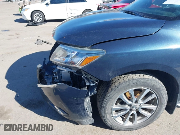 2015 Nissan Pathfinder SL with VIN 5N1AR2MMXFC707838, listed as a IAAI auction lot 41676400 with 110,804 mi miles and . Bid and sale history available at DreamBid. Image 12.