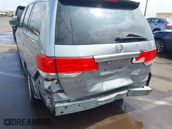 2010 Honda Odyssey EX-L with VIN 5FNRL3H6XAB061092, listed as a IAAI auction lot 41645143 with 165,941 mi miles. Bid and sale history available at carsss.com. Image 6.