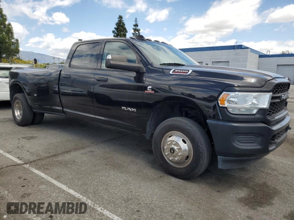 2020 Ram 3500 Tradesman z VIN 3C63RRGL4LG169632, wystawiony jako Copart lot #51488125 z przebiegiem 220 035 mil mil oraz Tytuł czysty. Historia ofert i sprzedaży dostępna na DreamBid. Obrazek 4.