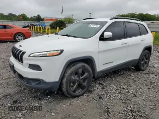 2016 Jeep Cherokee Limited with VIN 1C4PJMDB2GW359436, listed as a Copart auction lot 52103415 with 131,840 mi miles and Clean Title. Bid and sale history available at carsss.com. Image 1.