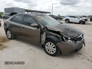 2011 Kia Forte EX with VIN KNAFU4A29B5460251, listed as a Copart auction lot 62419584 with 176,385 mi miles and Salvage Title. Bid and sale history available at carsss.com. Image 4.