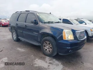 2007 GMC Yukon SLE w/3SA with VIN 1GKFC13C97R276846, listed as a IAAI auction lot 42086120 with 1 mi miles. Bid and sale history available at carsss.com. Image 1.