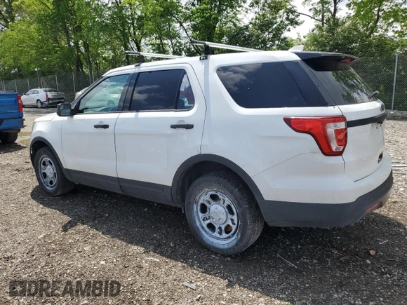 2016 Ford Police Interceptor Utility z VIN 1FM5K8AR4GGA08224, wystawiony jako Copart lot #56862745 z przebiegiem 122 780 mil mil oraz Tytuł czysty. Historia ofert i sprzedaży dostępna na DreamBid. Obrazek 2.