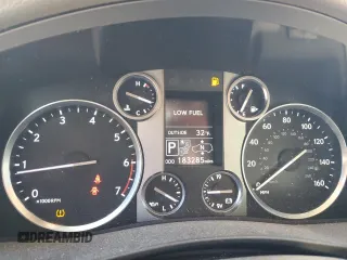 2013 Lexus LX 570 z VIN JTJHY7AX9D4126238, wystawiony jako Copart lot #43229375 z przebiegiem 183 285 mil mil oraz Czysty tytuł • Clean title. Historia ofert i sprzedaży dostępna na DreamBid. Obrazek 9.
