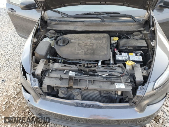 2017 Jeep Cherokee Altitude z VIN 1C4PJLAS0HW561692, wystawiony jako Copart lot #59220135 z przebiegiem 114 141 mil mil oraz Szkoda całkowita • Salvage title. Historia ofert i sprzedaży dostępna na DreamBid. Obrazek 12.