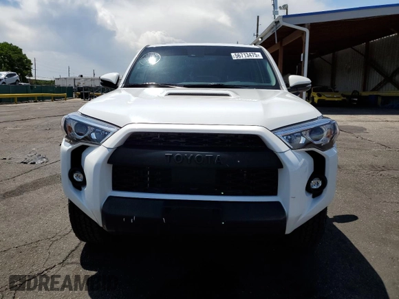 2024 Toyota 4Runner TRD Off Road z VIN JTERU5JR3R6255754, wystawiony jako Copart lot #56713475 z przebiegiem 12 634 mil mil oraz Szkoda całkowita • Salvage title. Historia ofert i sprzedaży dostępna na DreamBid. Obrazek 5.