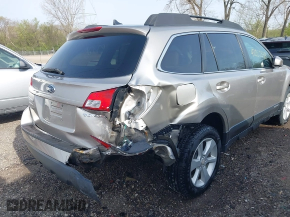 2014 Subaru Outback Premium with VIN 4S4BRCCC2E3264294, listed as a IAAI auction lot 42050338 with 116,672 mi miles and . Bid and sale history available at DreamBid. Image 6.