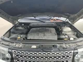 2012 Land Rover Range Rover HSE LUX with VIN SALMF1D42CA390786, listed as a Copart auction lot 54562585 with 136,421 mi miles and Clean Title. Bid and sale history available at carsss.com. Image 12.
