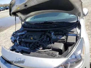 2023 Kia Rio LX z VIN 3KPA24AD3PE577193, wystawiony jako Copart lot #50104585 z przebiegiem 55 046 mil mil oraz Szkoda całkowita • Salvage title. Historia ofert i sprzedaży dostępna na DreamBid. Obrazek 12.
