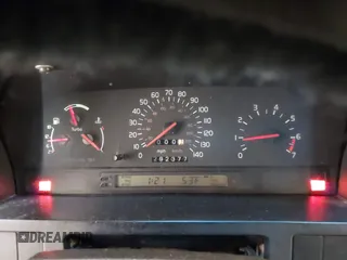 1994 Volvo 850 с VIN YV1LW5710R2026259, выставлен на аукционе IAAI как лот 42212725 с пробегом 292 377 миль миль и . История ставок и продаж доступна на DreamBid. Изображение 7.