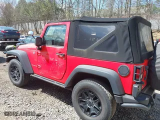 2013 Jeep Wrangler Sahara with VIN 1C4AJWBG8DL581783, listed as a IAAI auction lot 42126522 with 40,101 mi miles. Bid and sale history available at carsss.com. Image 15.